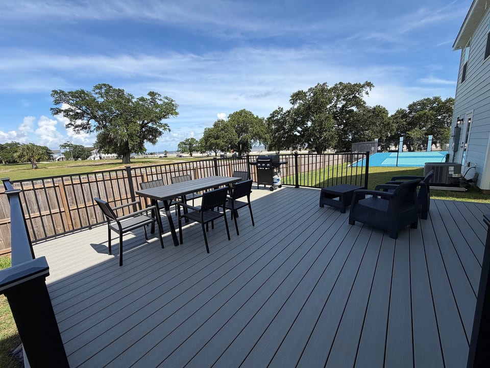 Coral Paradise - Biloxi