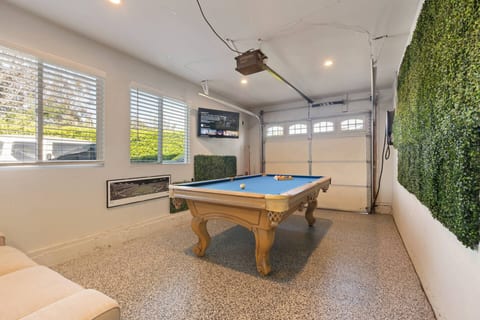 San Diego Chill Vibes | Spa & Games+Pet Friendly!