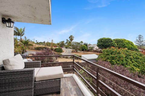 *New* Cozy Leucadia Beach House with Parking!