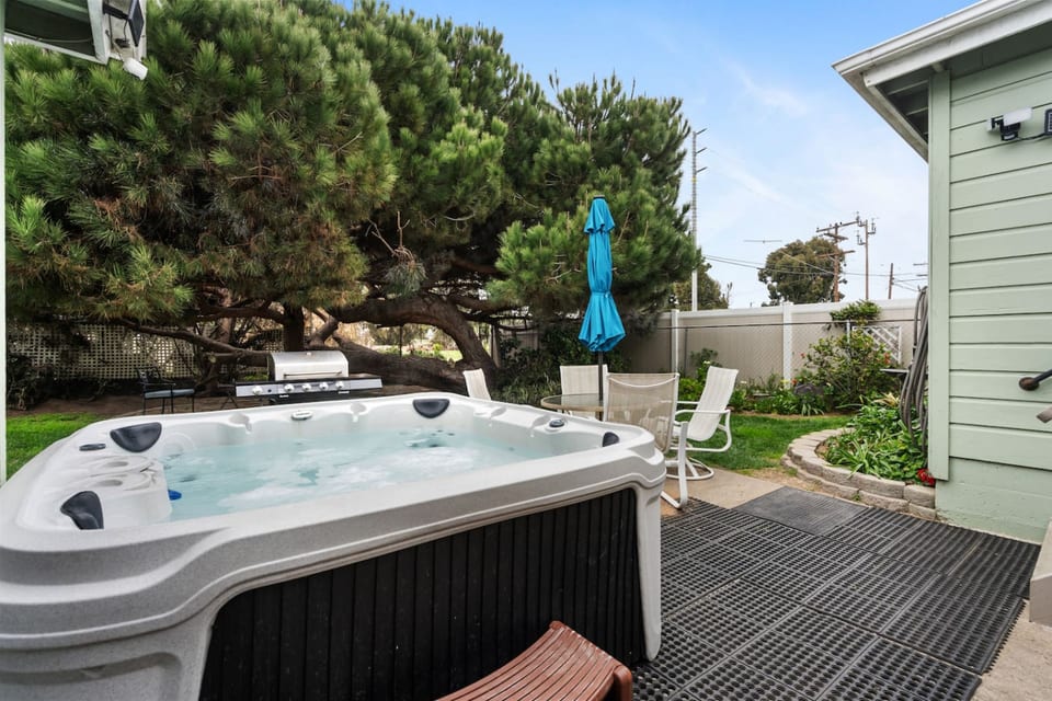 Bungalow en bord de mer *à 1 mile de la plage et du quai !* - Oceanside