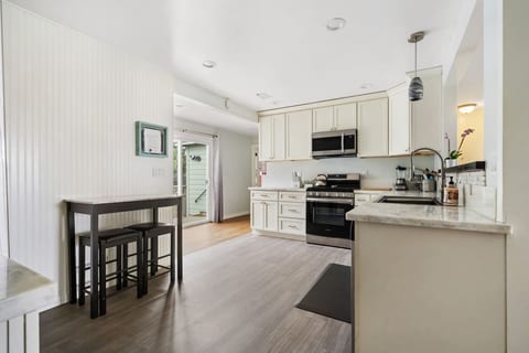 Oceanside Bungalow *1 Mile to Beach & Pier!*
