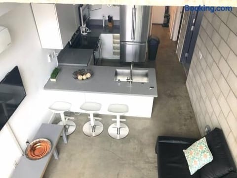 CasaViva Loft · Modern 2BR w/ Garage Parking, In-Unit W/D & ADA Access — Walk to Hillcrest, 5 Min to Gaslamp & North Park