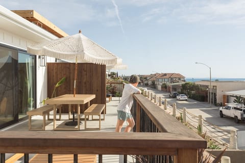 The SouthOhana Beach Bungalow with Ocean Views!