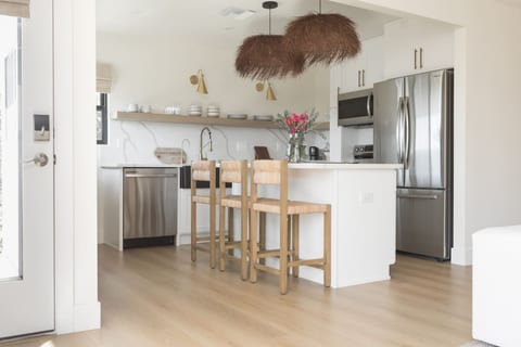 Fully stocked kitchen for all your culinary needs!