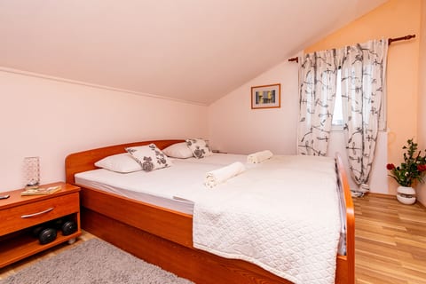 Apartments Andrijana - Unit 378815-13
