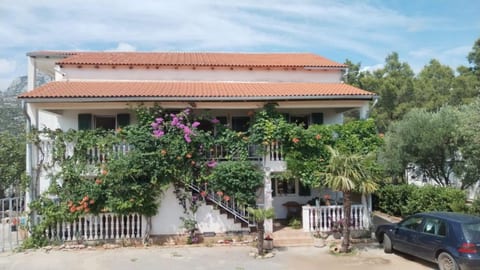 Apartments Andrijana - Unit 378817-13