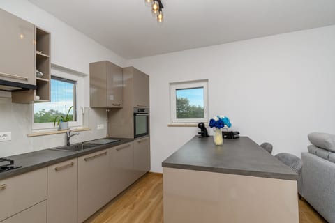 House Melani - Unit 378920-13