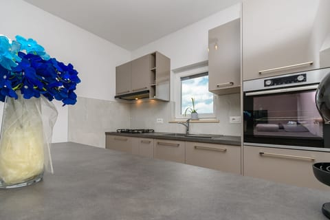House Melani - Unit 378920-13