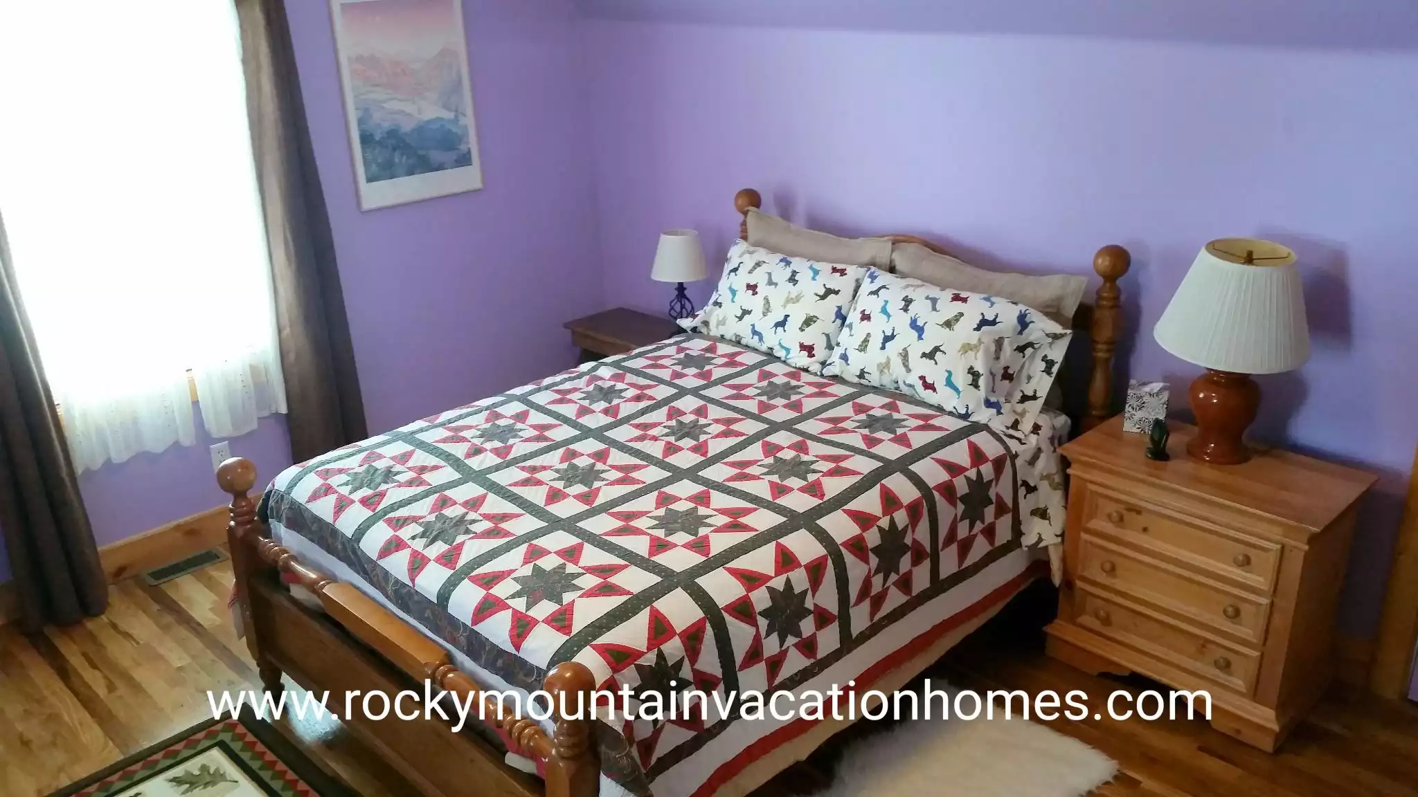 Purple Bedroom upstairs - Queen bed