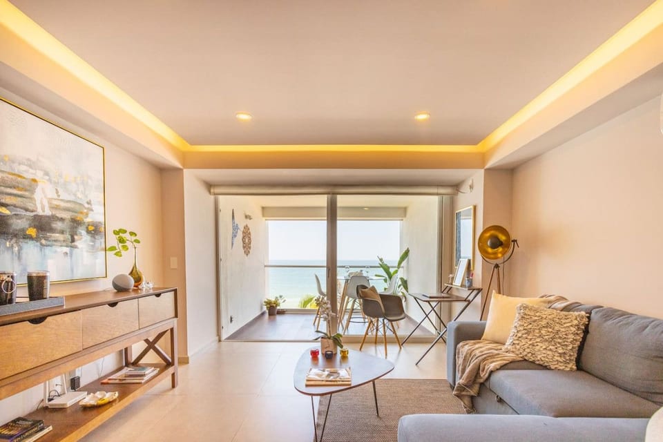 Stylish Beachfront Studio with Breakfast – Wake Up to Ocean Views! - Puerto Vallarta