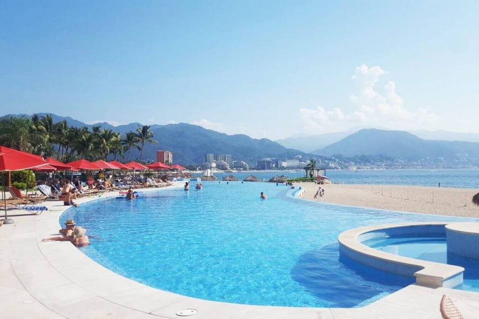 Grand Venetian - Condo zen avec vue sur l'océan dans la zone hôtelière - Puerto Vallarta