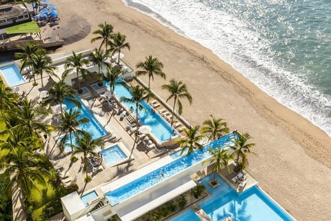 Breathtaking 2BR Oceanfront Paradise with Panoramic Views