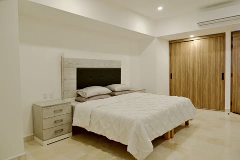 Oceanfront 23rd-Floor Condo in Puerto Vallarta with Rooftop Pool & Views