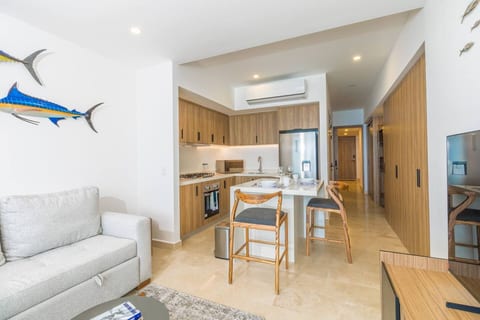 Charming 1-bedroom Oceanfront Condo
