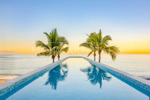 Moikkarentals | Beachfront Luxury Studio Harbor171
