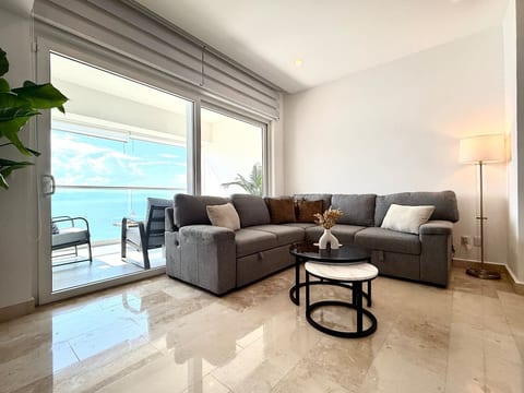 Luxury Oceanview 1BR w/ Free Daily Breakfast | PV