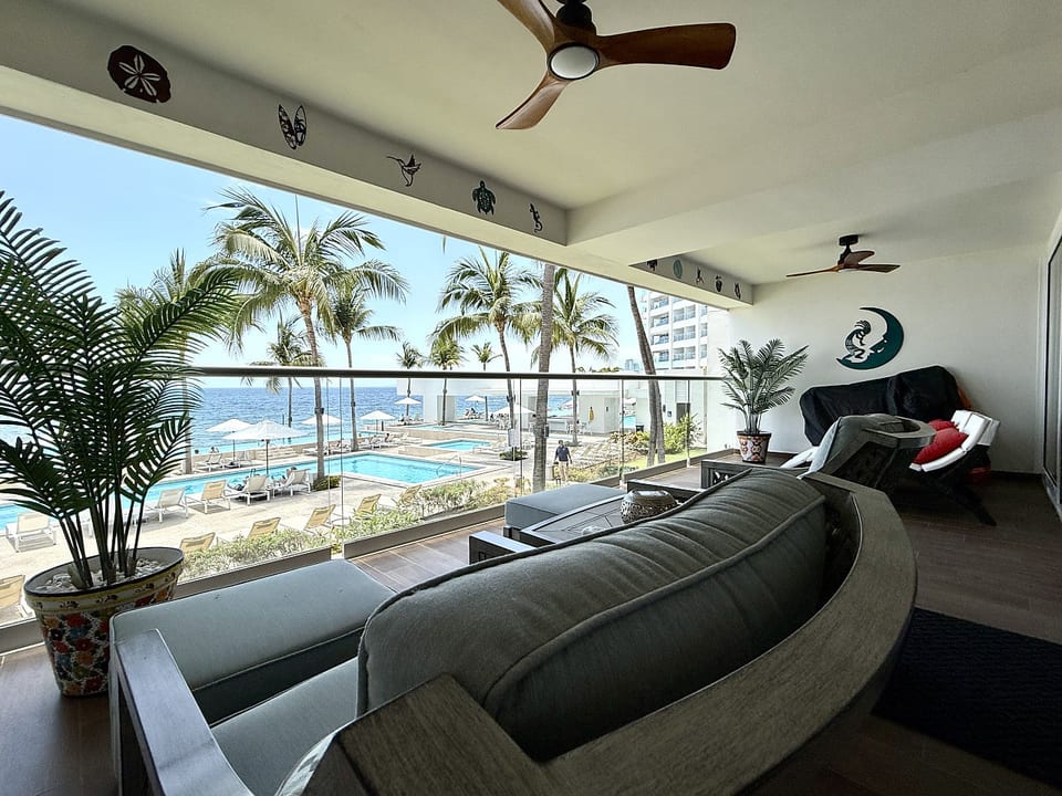 Beachfront 2BR Condo with Ocean Views, Huge Balcony & 8 Pools - Puerto Vallarta