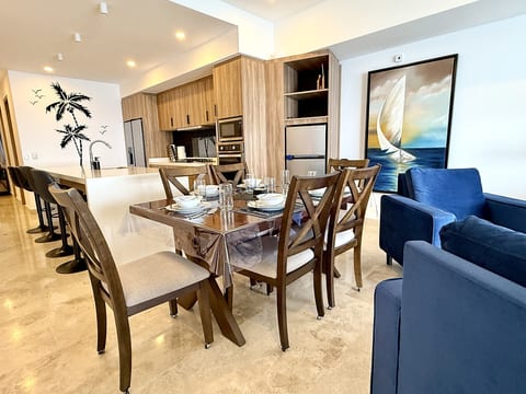 Luxury Oceanview Condo in Puerto Vallarta with Rooftop Pool (Harbor 171)
