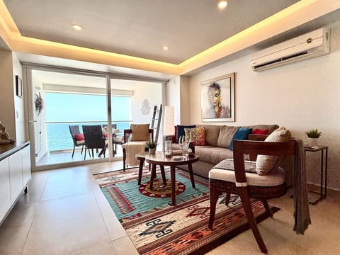 Harbor 7002 – Beachfront Studio in Puerto Vallarta