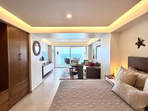 Harbor 7002 – Beachfront Studio in Puerto Vallarta