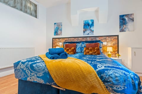 2-Bed Flat•Free Parking•Free WiFi•Sleeps
4 • NG7