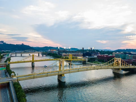 Downtown Pittsburgh Central Retreat