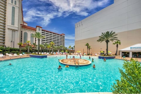 Spend the day at Laketown Wharf’s lagoon-style pool featuring plenty of space to swim, lounge, and soak up the Florida sunshine.