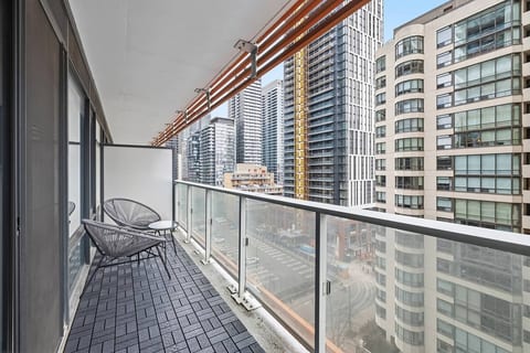 Steps to Wellesley Station| Balcony | Central Stay