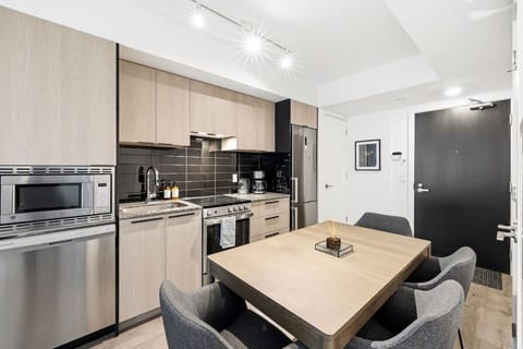Steps to Wellesley Station| Balcony | Central Stay