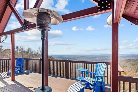 Luxury Mtn Retreat-Private Cabin w/ Stunning Views