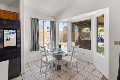 Glendale Pool Retreat | Spa, Golf & Games