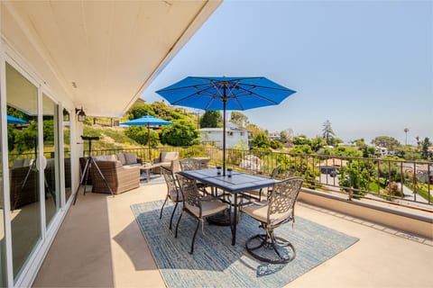 San Diego Retreat ·Jacuzzi + Billiards +Sleeps 12!