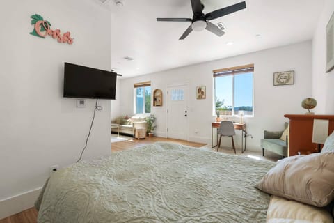 * Private Studio | Cozy Vibes + Relaxing Oasis *