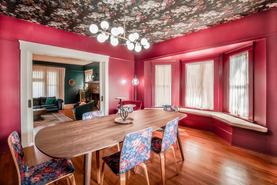 Gorgeous Eccentric Home with Cowboy Pool! - San Diego