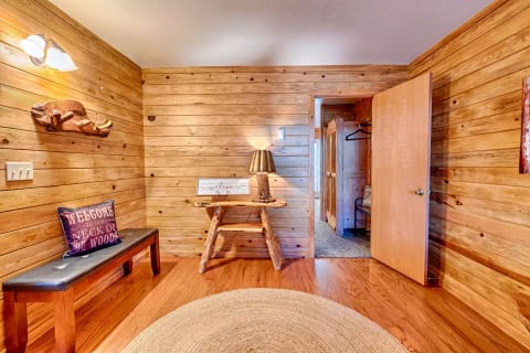 Greer River's Edge Cabin