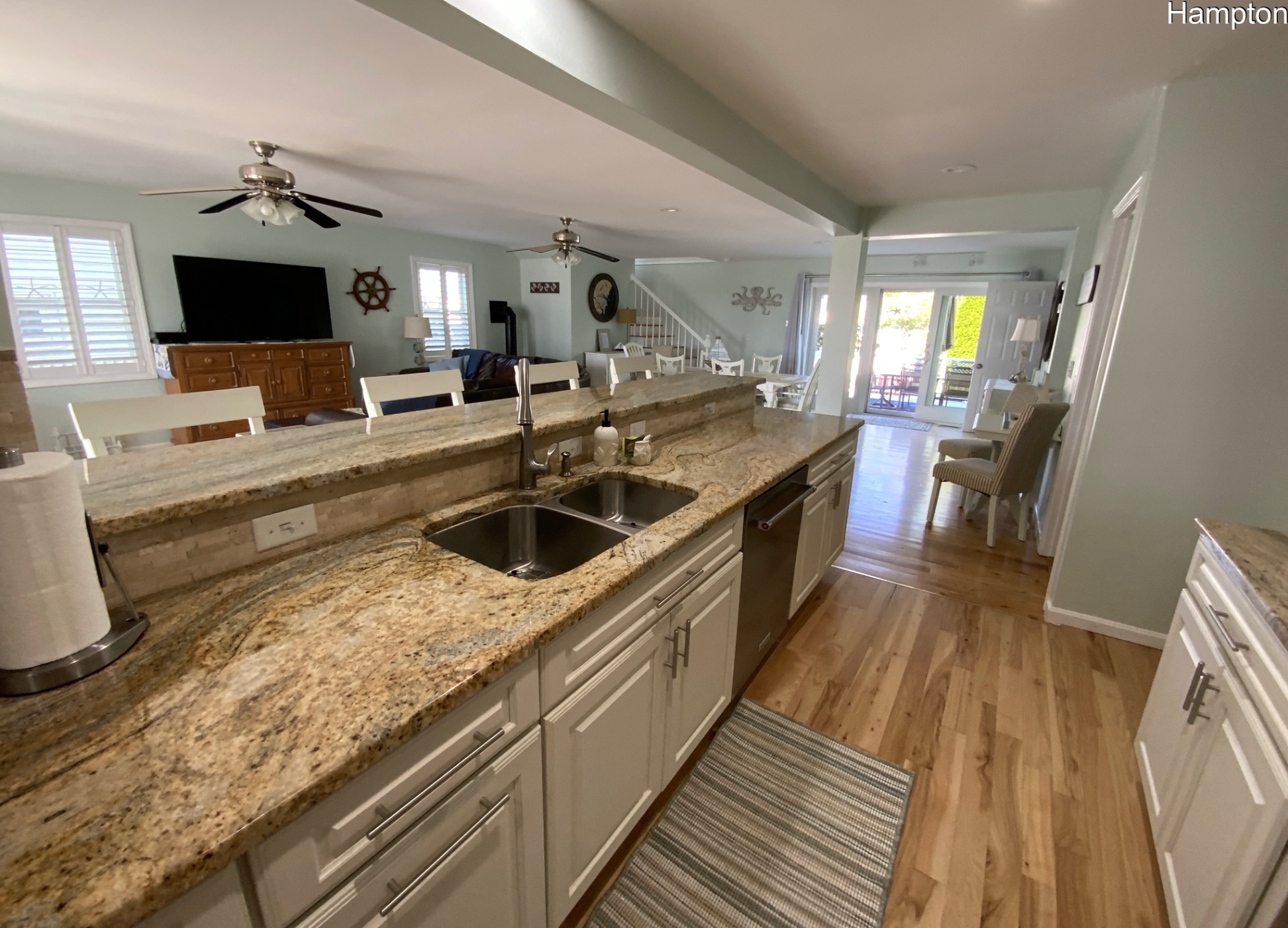 Open concept kitchen Open concept kitchen - The Beach House - Hampton