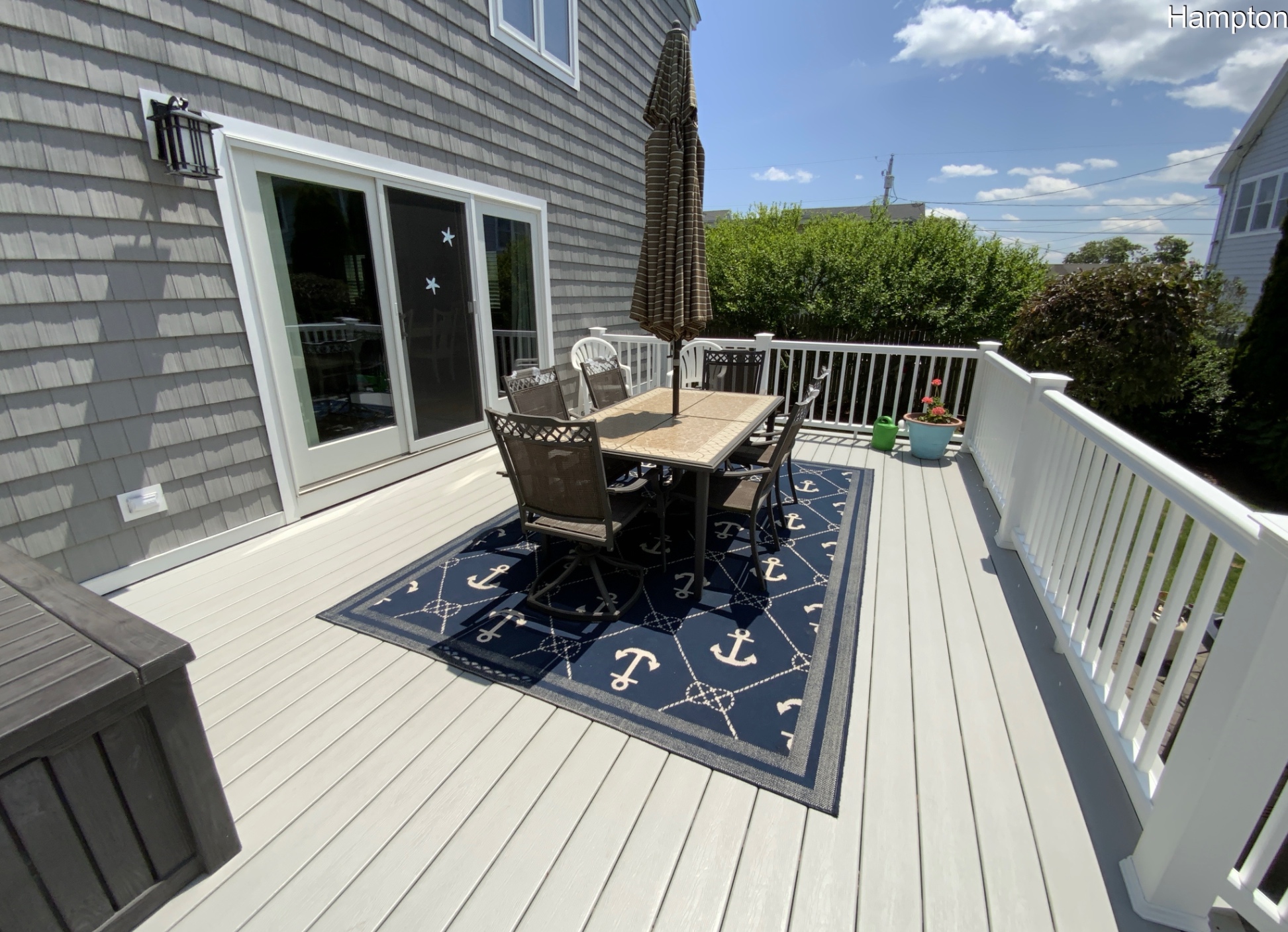Back yard deck Back yard deck - The Beach House - Hampton