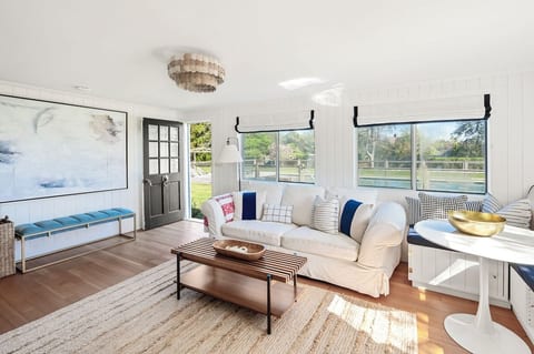 Cottage Living Room 