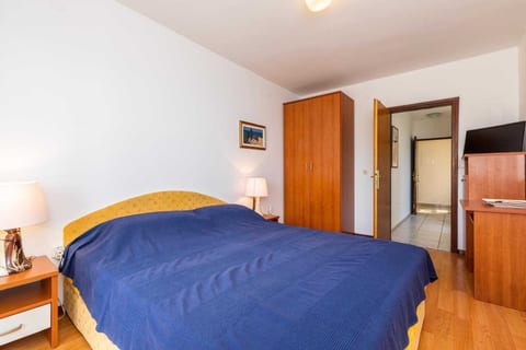 Apartments Molly - Unit 378939-13