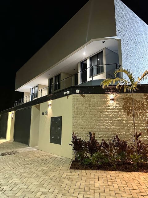 Flat Exclusivo 5 - 1 Quarto Luxo com garagem