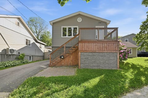 Modern Suite Minutes from Halifax Waterfront