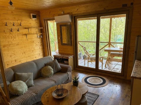 Rosemary is a spacious bungalow for up to 8 guests image 5