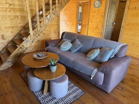 Rosemary is a spacious bungalow for up to 8 guests image 4