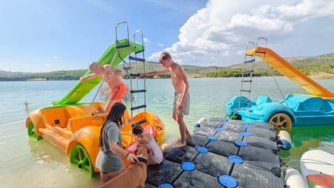 Monte y Lago Lake Resort