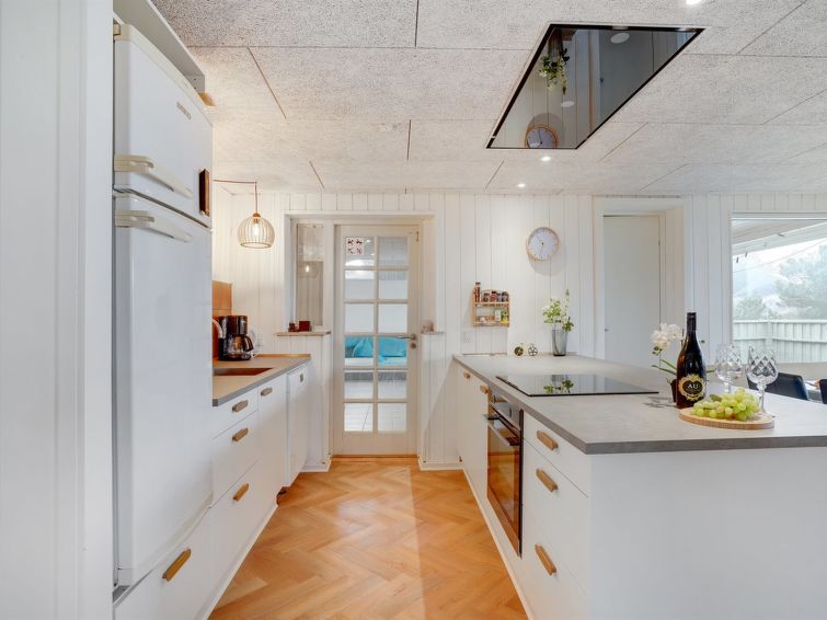 Kitchen - Bela - 900m from the sea in Western Jutland - Ringkobing