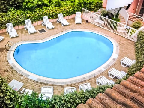 Pool Indoor