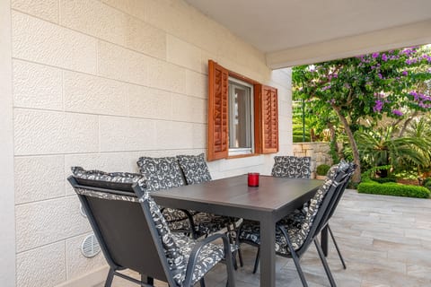 Apartments Sunny Retreat - Unit 378957-13