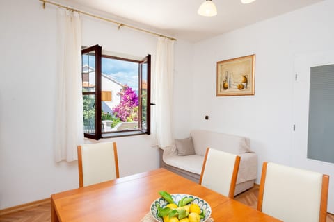 Apartments Sunny Retreat - Unit 378958-13