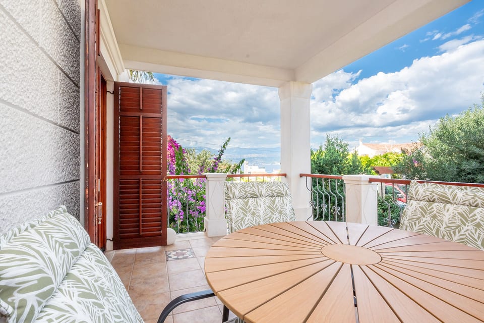Apartments Sunny Retreat - Unit 378958-13 - Croatia