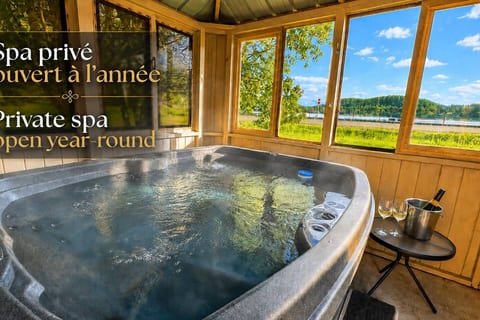 Le Pantouflard | Private Hot Tub | Beach Access | Free Kayaks